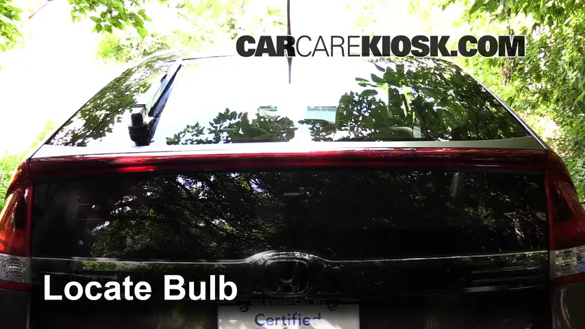 2013 Honda Insight LX 1.3L 4 Cyl. Éclairage Feu de freinage central (remplacer l'ampoule)